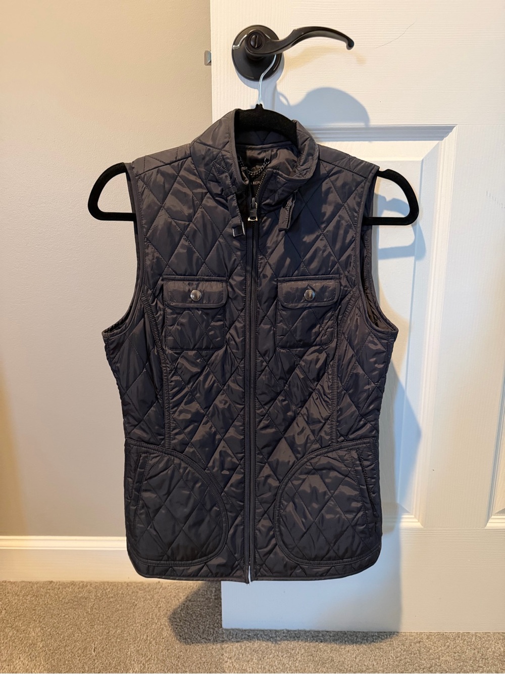 Banana Republic quilted field vest